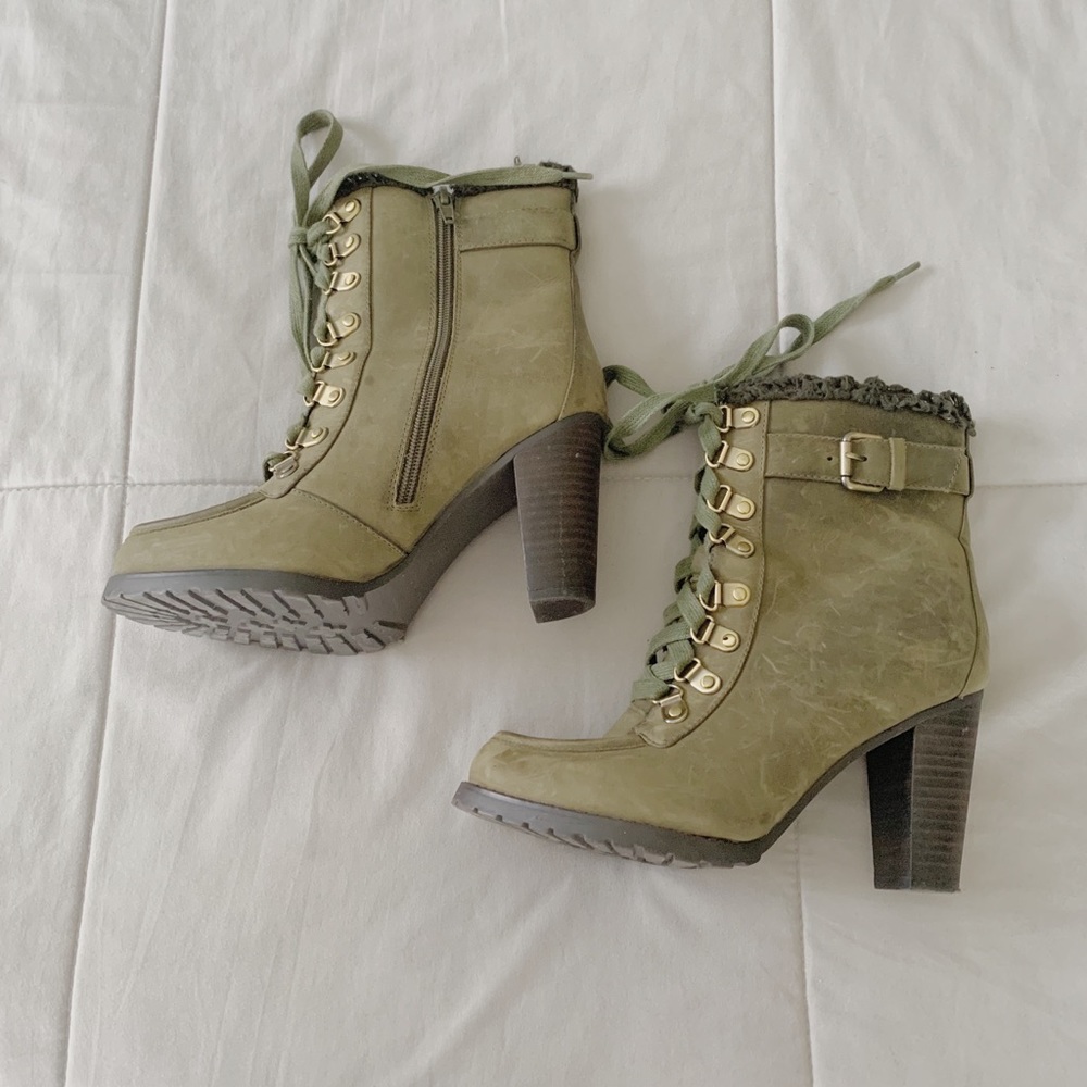 Charles David Boots